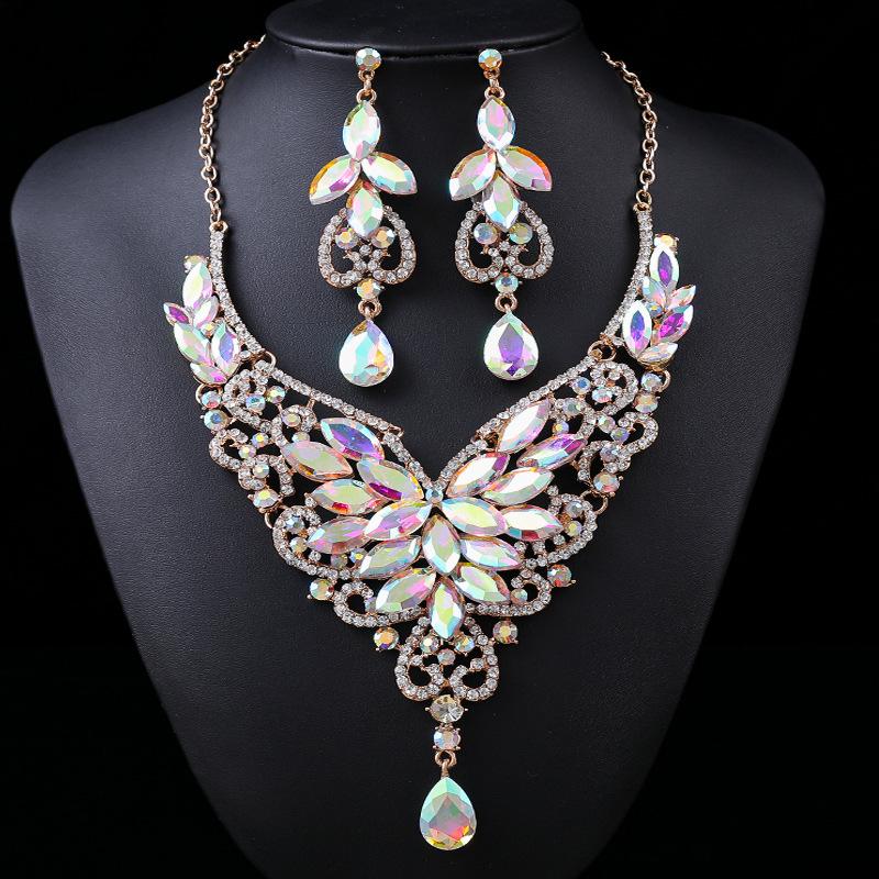 Set Colier Exagerat Retro cu Pietre de Cristal - Bijuterii Europene & Americane pentru Femei