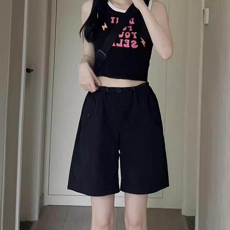 

Plus Size Gray High-Waist Wide-Leg Capri Workwear Shorts for Women - Quick Dry, Summer Sports Style L (100-115 jin)