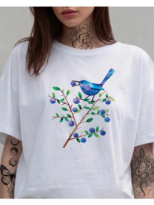T-shirt with blueberry/bilberry and bird print S