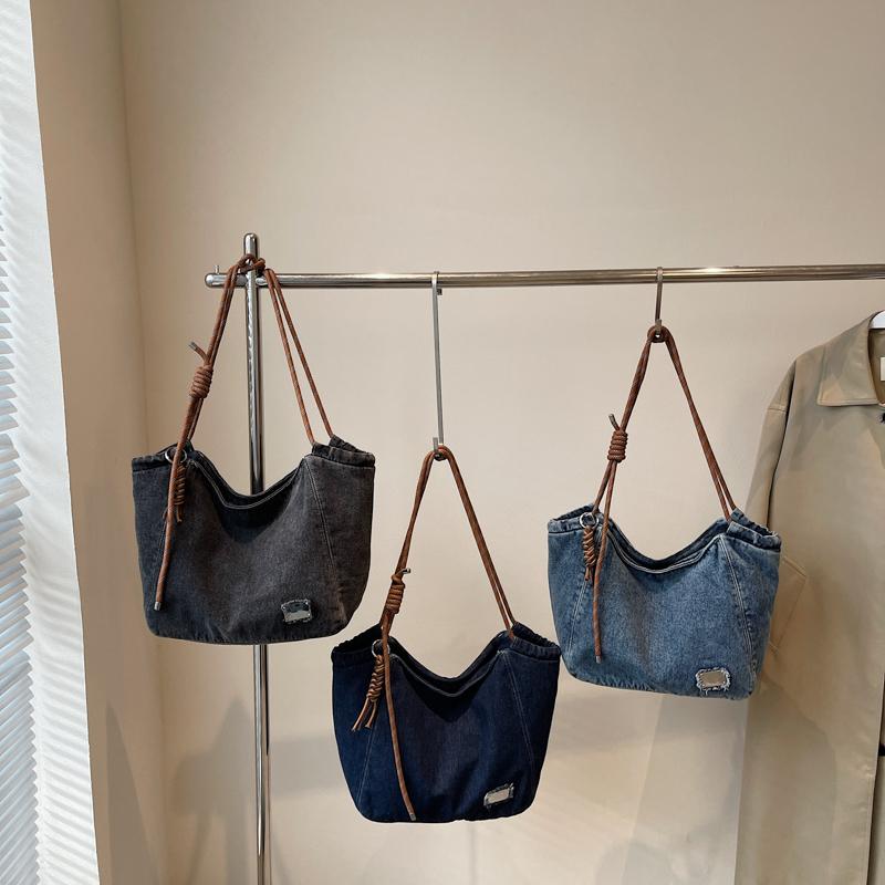 Denim Bag Women's Large Capacity Shoulder Crossbody Bag Student Class Commuter Tote Bag