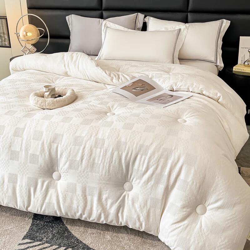 FIRS Simple Jacquard Soy Fiber Quilt