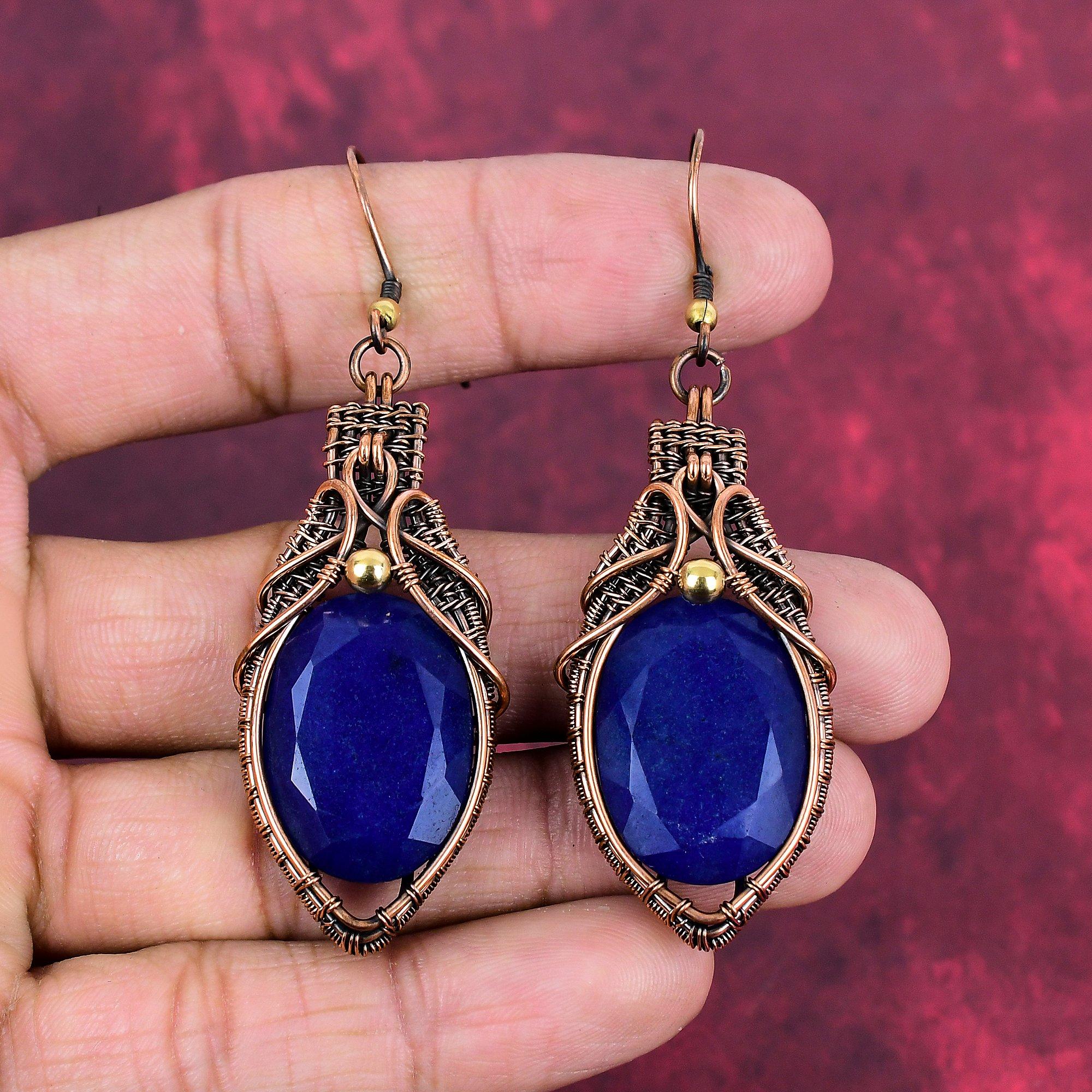 Граненый синий сапфир Серьга с камнем Медная проволока Обмотка Серьга Ручная работа Висячие серьги Проволочная бижутерия Подарки на годовщину Медная бижутерия