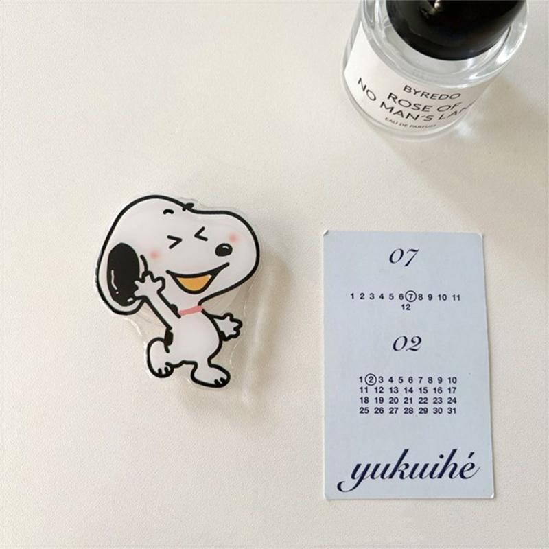 Cute Comic Snoopy peanut Charlie holder Phone case For iPhone 15 16 14 13 12 11 Funny Cartoon Snoopy Phone Universal Bracket