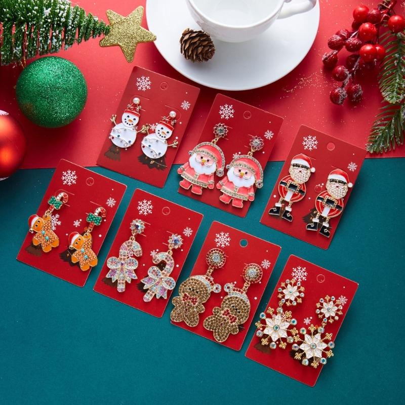 Festive Enamel Earrings for Christmas Gatherings, Gold Tone Statement Pair with Holiday Detail for Winter Looks