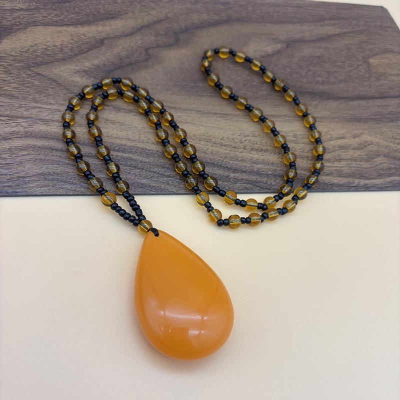 Second-Generation Orange Beeswax Necklace, Water Drop Pendant, Live Broadcast Gift, Literary And Retro Chicken Oil Yellow Amber Pendant.