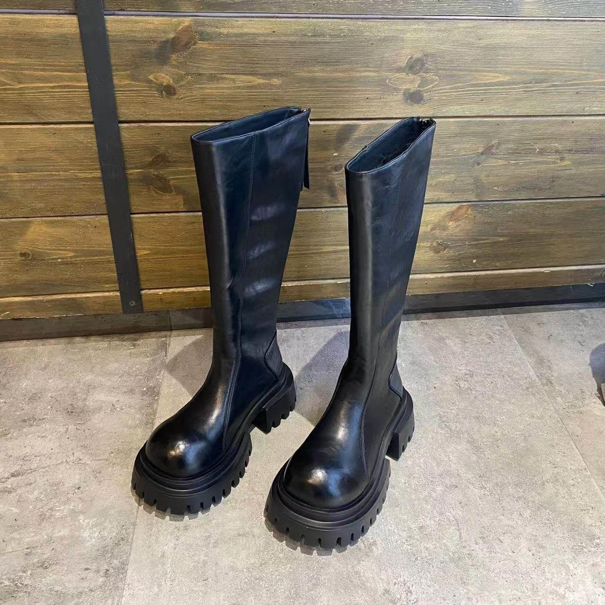 

Thick-soled boots, new small men, but knee-high boots, long boots, knight boots. 40