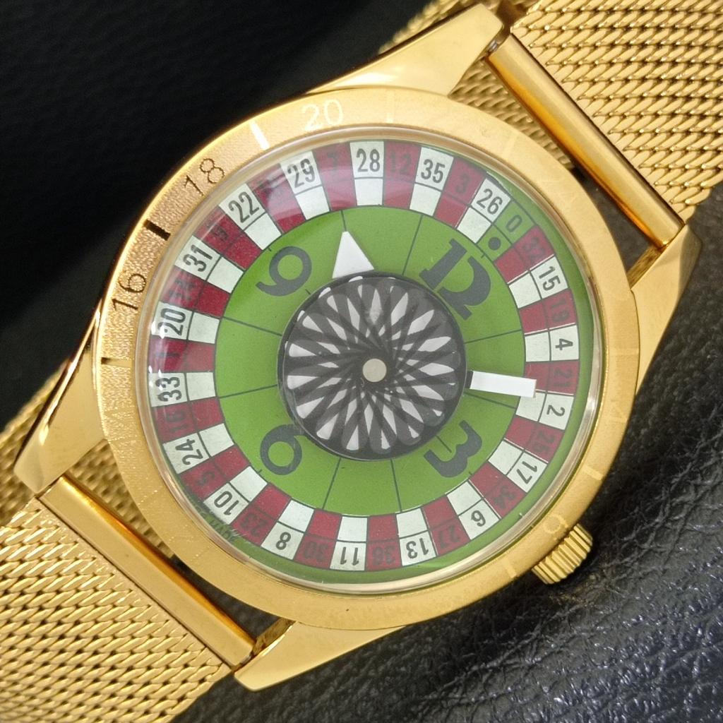 

ART DECO VINTAGE HAND-WINDING SWISS MENS REFURBISHED GREEN DIAL WATCH a701149-5 R205b-a701149