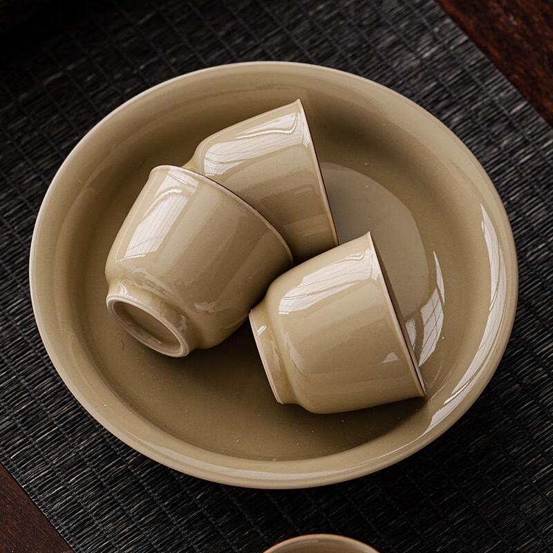 Zhinianhua Celadon Ceramic Kung Fu Teacup, 80ml