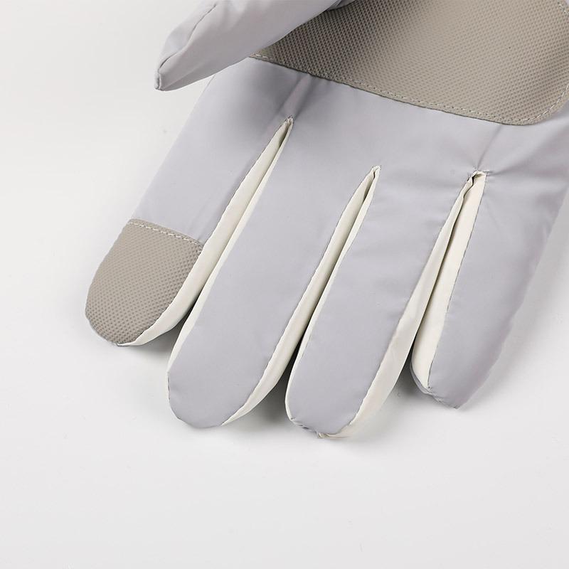 Warm gloves women's cloud velvet waterproof gloves riding driving non-slip cute student thickened touch screen ski gloves