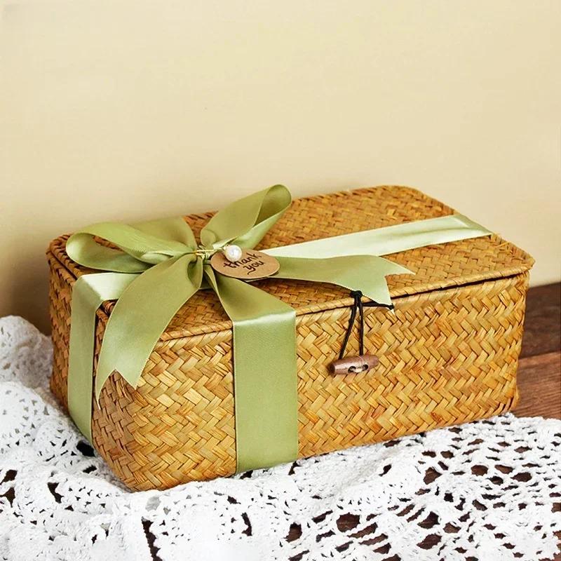 Multi-Purpose Vintage Straw Woven Storage Basket Retro Grass-Braided Container Gift Packaging Box Desktop Living Room Storage