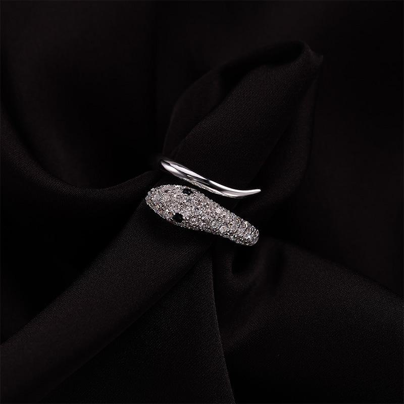

S925 Sterling Silver Snake-Shaped Open Ring for Women - Trendy and Unique Fashion Statement Adjustable opening платиновый