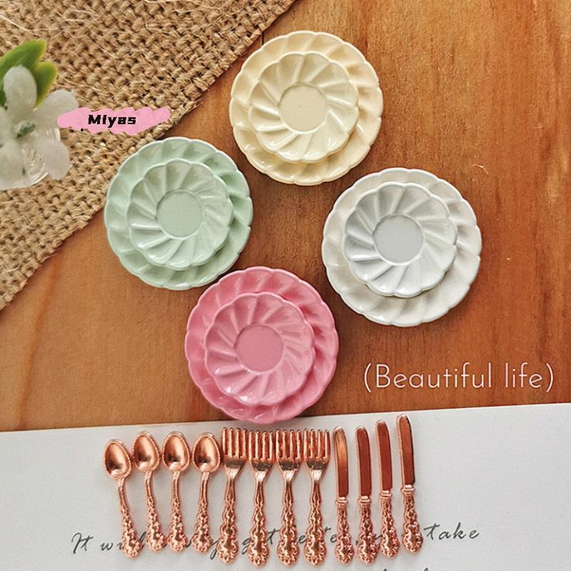 1/12 Scale Miniature Dollhouse Cake Dish with Knife Fork Spoon Set - DIY Decoration Doll House Accessories for 1/12 Scale Models