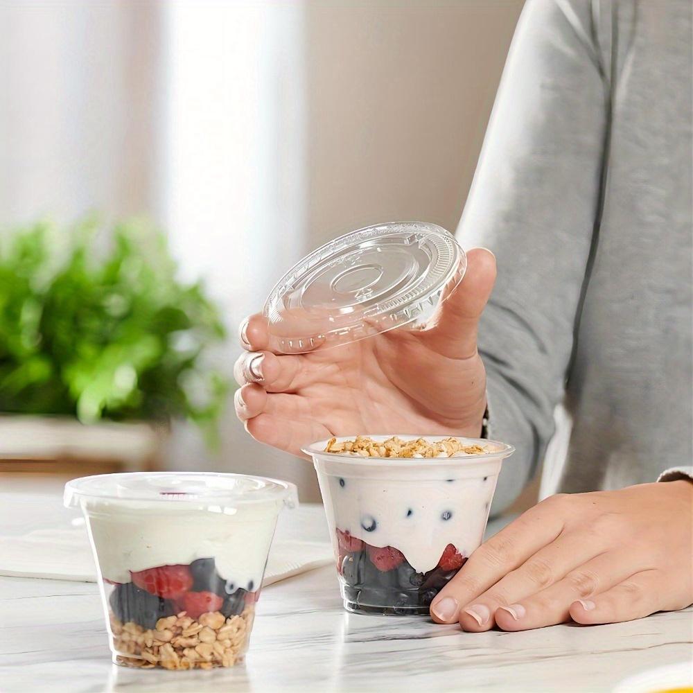 100pcs 9 Oz Clear Plastic Cups with Flat Lids No Hole Disposable Cups with Lids Clear Mini Dessert Cups Plastic Packaging Box Pastry Boxes