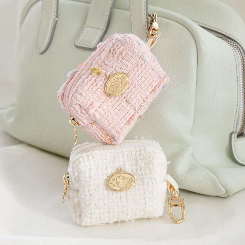 Piyo Tweed Earphone Pouch