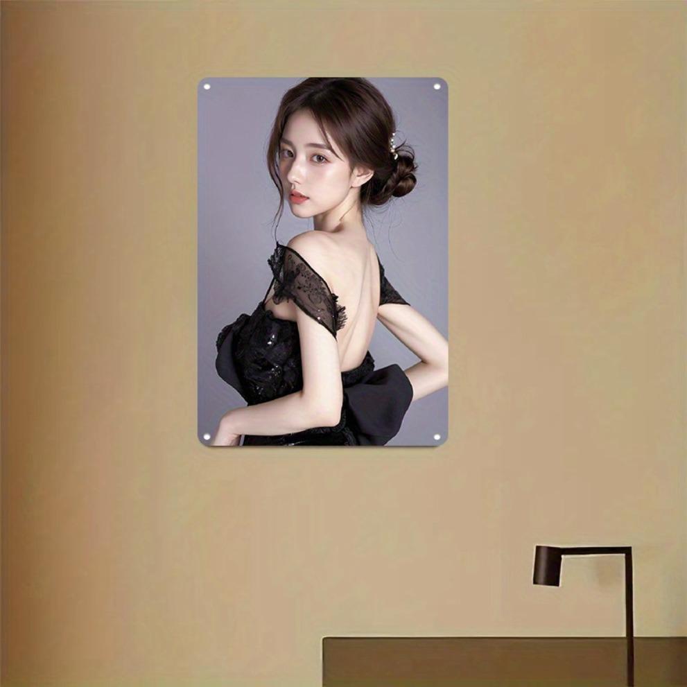 Retro Metal Wall Art Vintage Lace Portrait Elegant Home Decor Black & White Canvas Poster 8x12 Inch