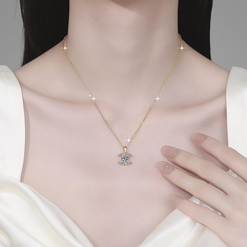Necklace Classic Letter Pendant 1 Carat D Color Moissanite Jewelry Collarbone Chain