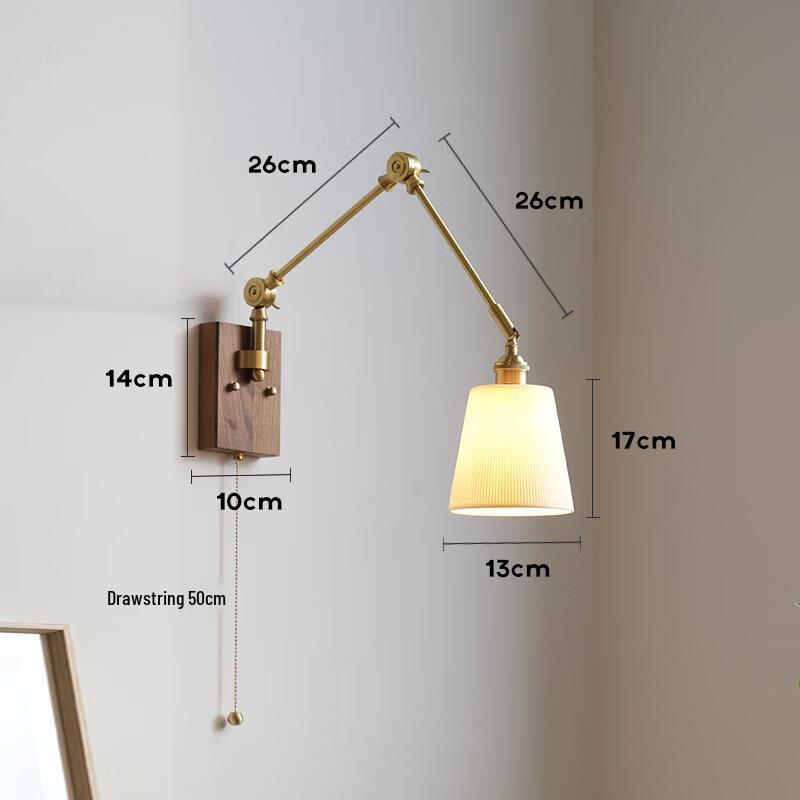 

Подержанный медный французский ретро настенный бра с поворотным кронштейном в стиле ваби-саби для спальни или гостиной. Without Light Source