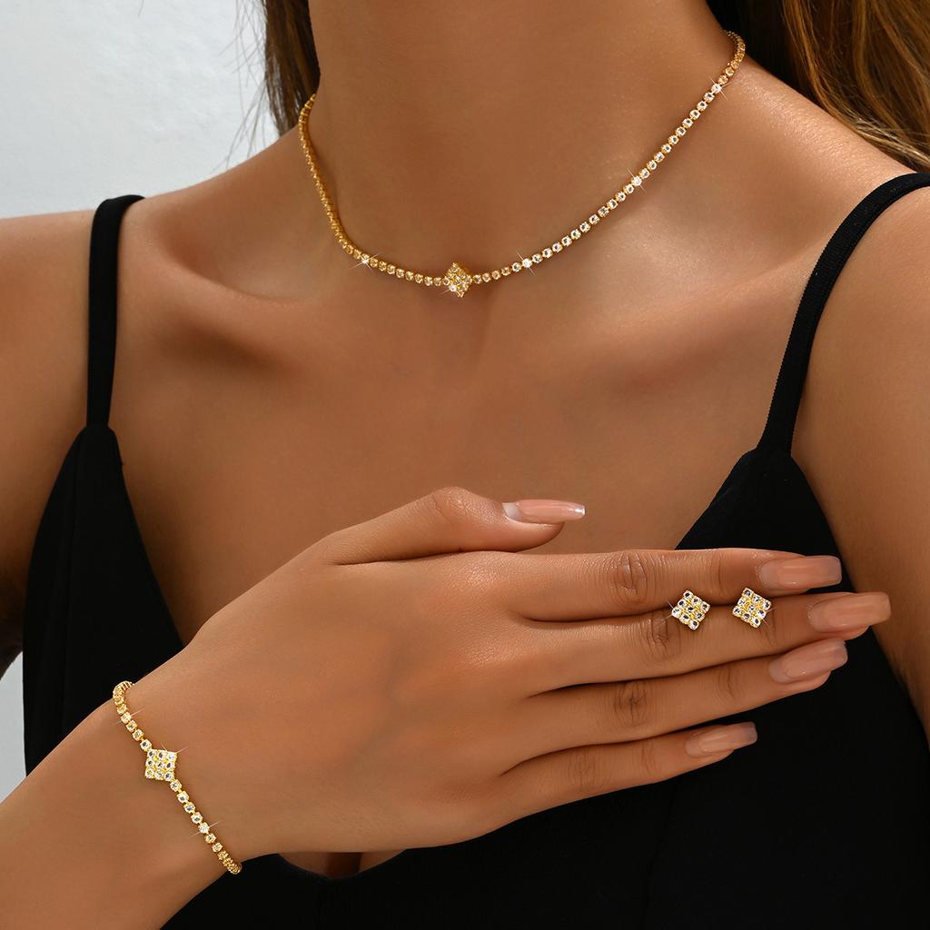 High-end Niche Versatile Necklace Earrings Jewelry Set New Exquisite and Simple