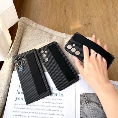 Suitable for Samsung S24ultra Elastic Wristband Mobile Phone Case S24 Carbon Fiber S25ultra Anti Fall S23 Protective Case