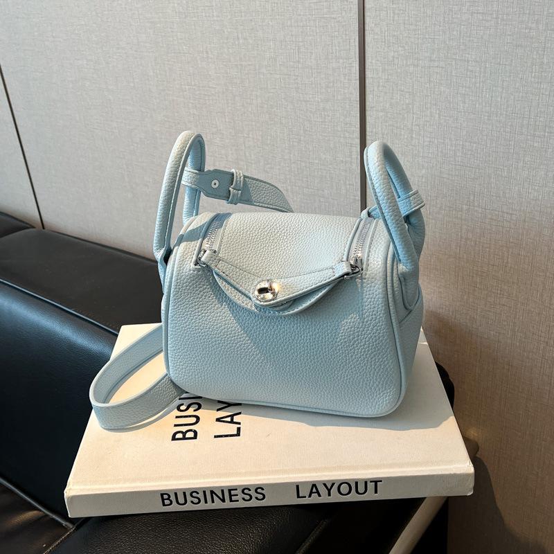 Fashion texture handbag bag women's summer simple casual pillow bag commuter shoulder messenger bag