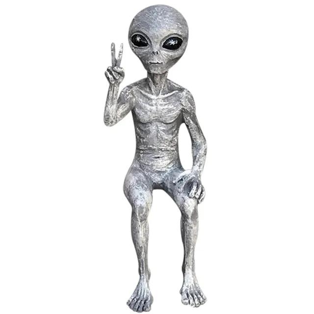 New Outer Space Alien Statue Martians Garden Figurine Set  Yard & Garden Decors Outdoor Courtyard Ornaments