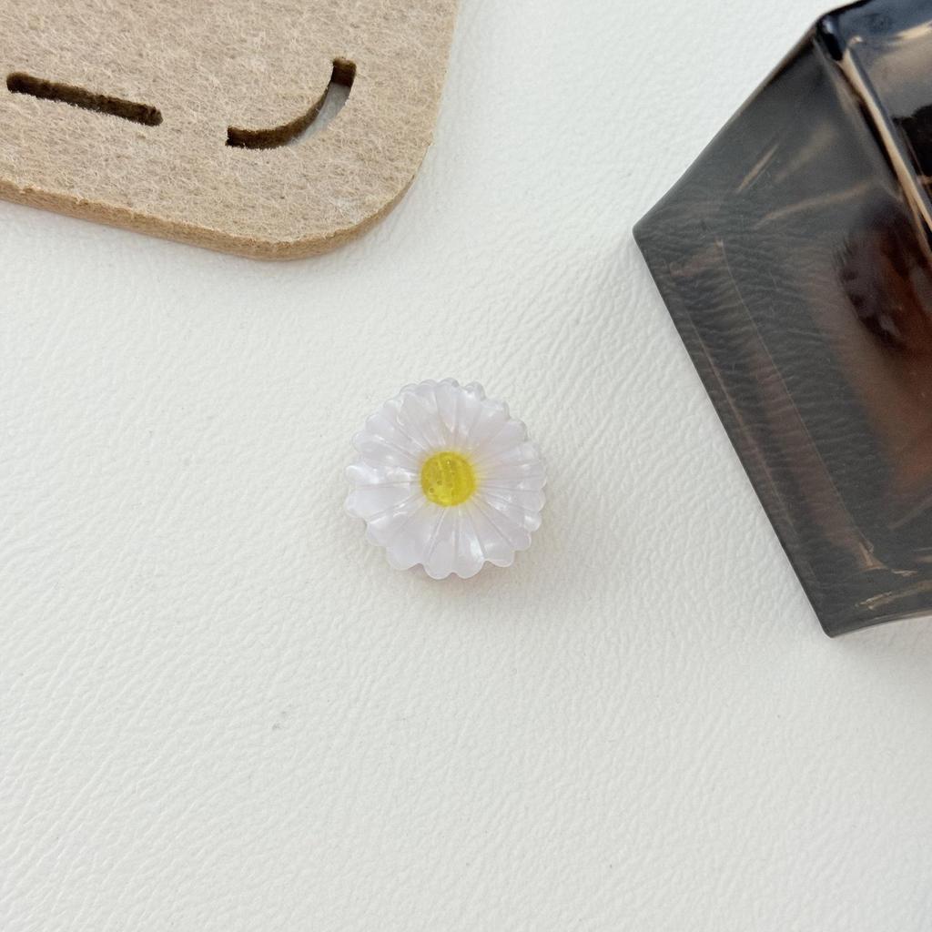 Charming Sunflower Mini Hair Clips - 2.9cm Cute Flower Side Clips