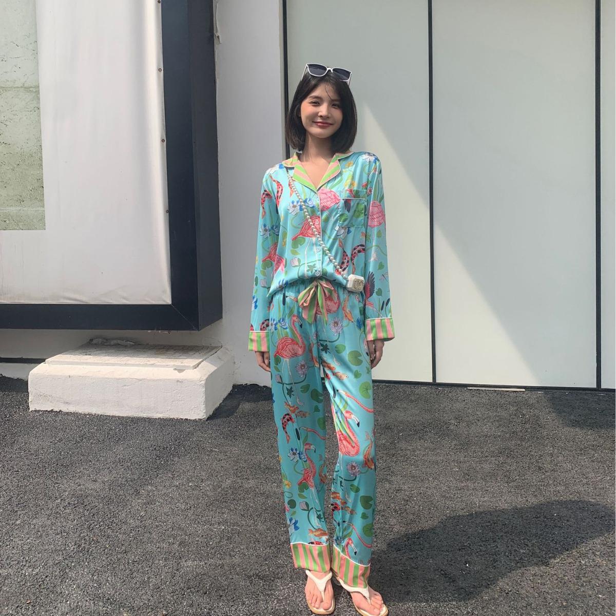 

Пижамный комплект Flamingo Ice Silk с длинными рукавами - женский нишевый весенне-летний принт для ношения в помещении и на открытом воздухе L (100-120 jin)