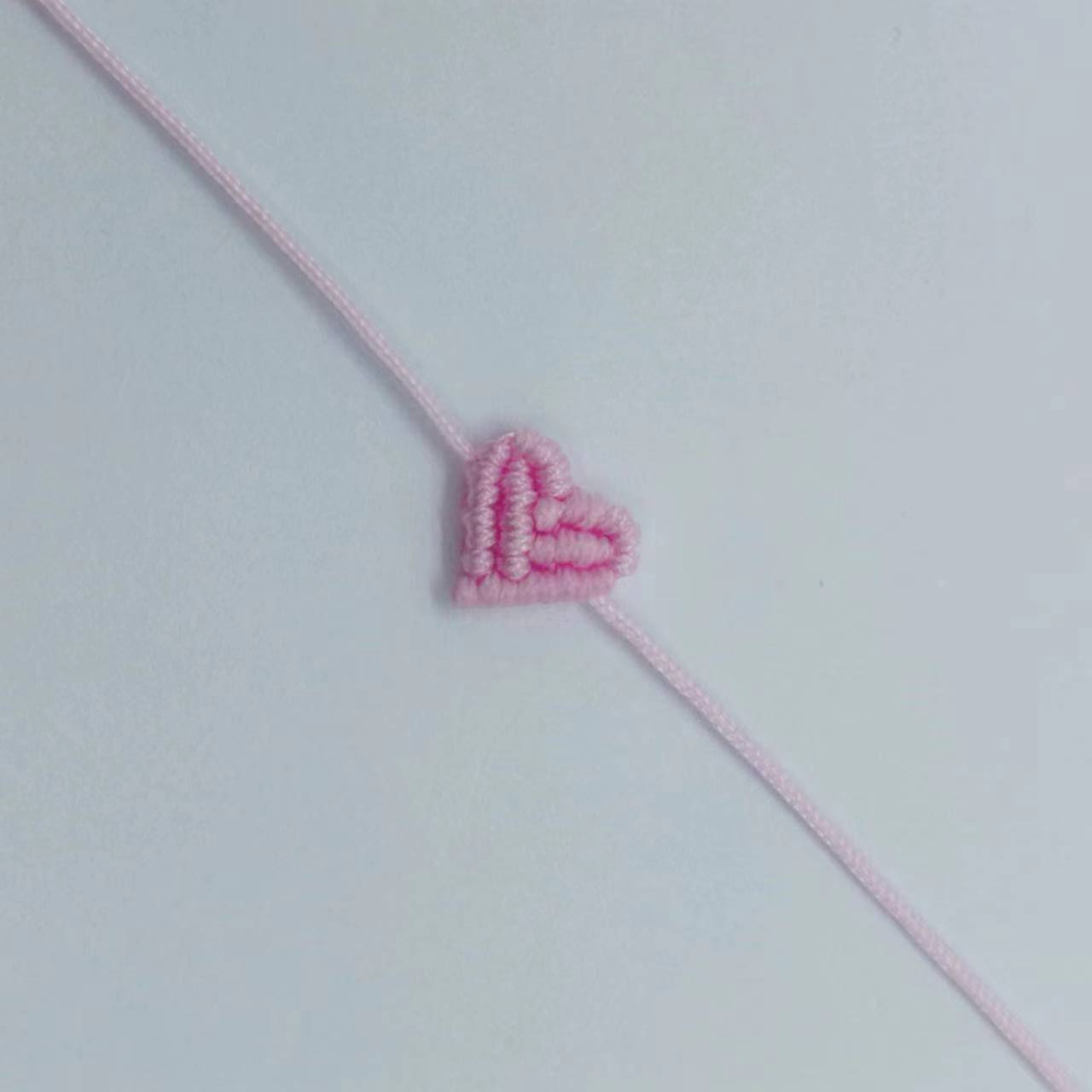

Handiwork Hand Knitting Peach Heart-Shaped Lucky Red Rope Bracelet Adjustable Women Bestie Charm Simple Men Couple Lovers Gift 16-28cm
