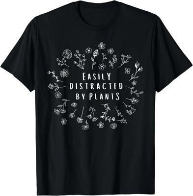 Leicht ablenkbar durch Pflanzen Gärtner Geschenke Gartenarbeit Garten Geschenk Unisex T-Shirt