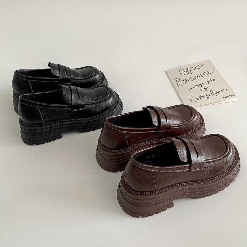 Fashion Commuter British Style Platform Small Leather Shoes Women's 2025 New Autumn and Winter Versatile Skirt One Pedal Loafers