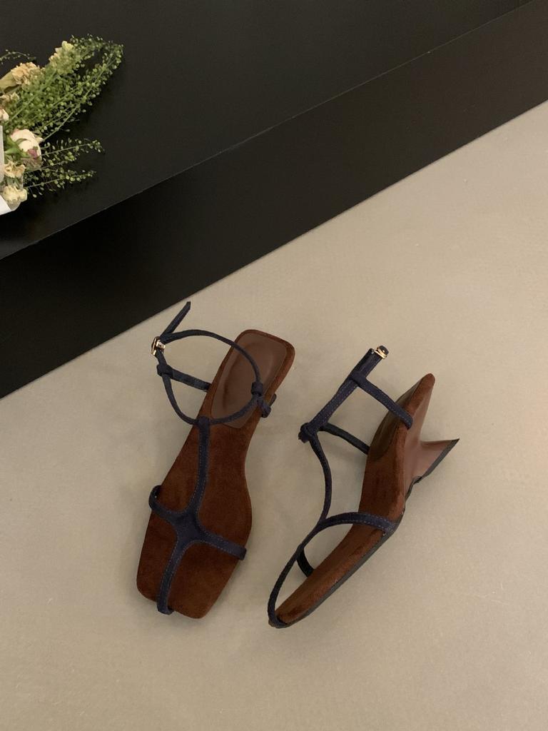 French square head open-toed niche wedge heel with sandals female 2025 summer fairy style with skirt Roman shoes