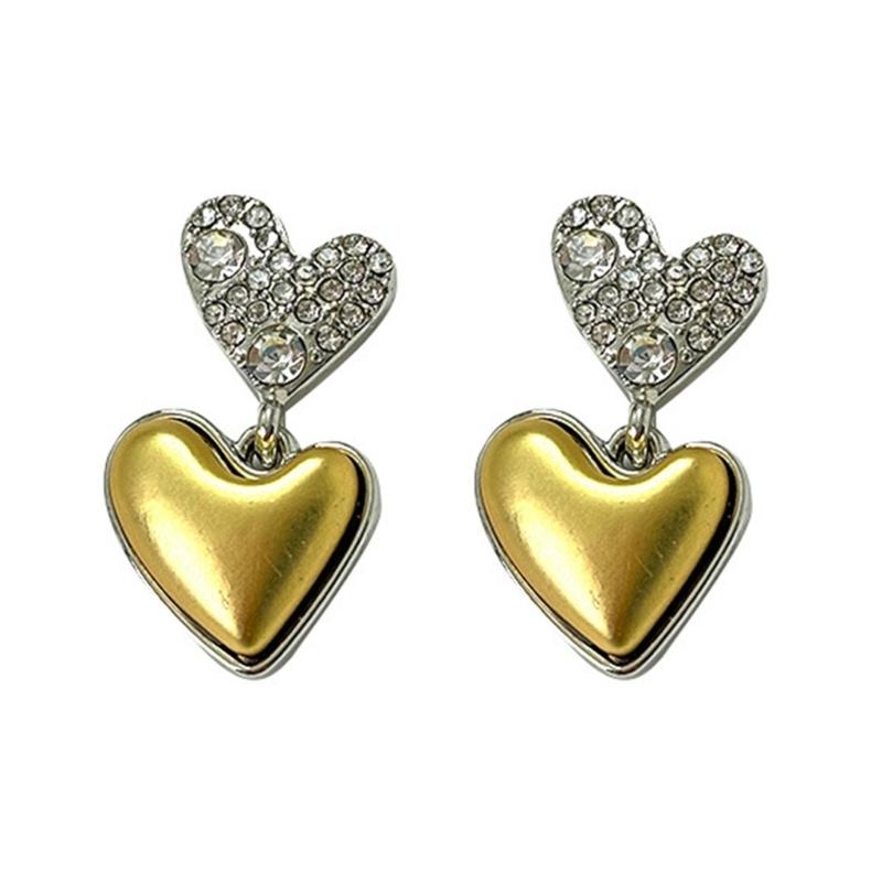 Heart Studs Earrings Creative Ear Accessory Heart Ear Studs Alloy Texture Suitable for Youthful Fashion Lovers Present 1