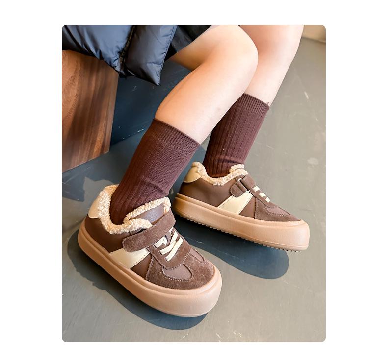 Baumwoll-Sportschuhe für Kinder: 2025 Herbst/Winter Samt, Rutschfest, Weiche Sohle, Warme Sneaker für Jungen und Mädchen.