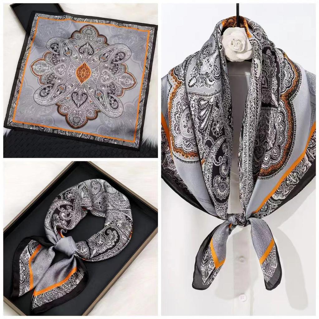 Eleganti Foulard di Seta da Donna Con Centinaia di Camicie, Assistenti di Volo, Decorazione Professionale, Protezione del Collo, Foulard, 70 Foulard Quadrati Piccoli.