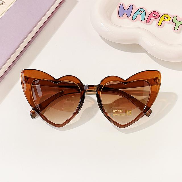 Classic Girls Boys Sunglasses Kids Cute Heart Sunglasses Children Summer Outdoor Lovely Personality Street Shooting Sunglasses