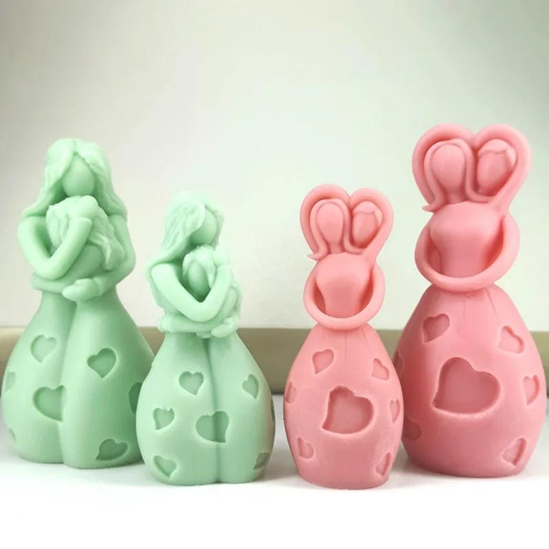 2026 Latest Models Mother Hugging Child Candle Silicone Mold Warm Heart Family Painting Plaster Mould Soap Resin Making