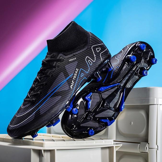 Nahtlose Outdoor-Fußballschuhe mit Fliegenstrick für Herren-High-Top-Studenten mit Stollen und Spikes für Rasenspieltraining Fußballschuhe