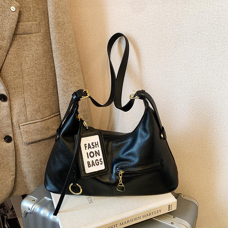 Tote Bag with A Single Shoulder Strap, Featuring A Retro Trend and An Underarm Sling, A High-end and Fashionable Bag.