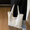 Commuter to work armpit large-capacity bag women's 2025 new Korean version autumn and winter fashion woven tote bag shoulder bag