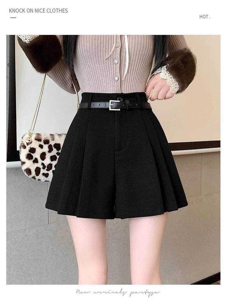 2025 High Waist Coffee Wool Pleated Shorts: Women's A-line Bootcut Wide Leg Skirt for Autumn/Winter.