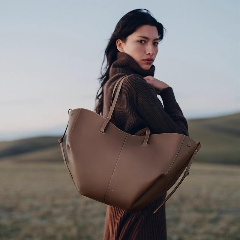 PENE Bolingen Big Wing Tote Bag Large Capacity Hand-Carried Bucket Bag Single Shoulder Women's Bag