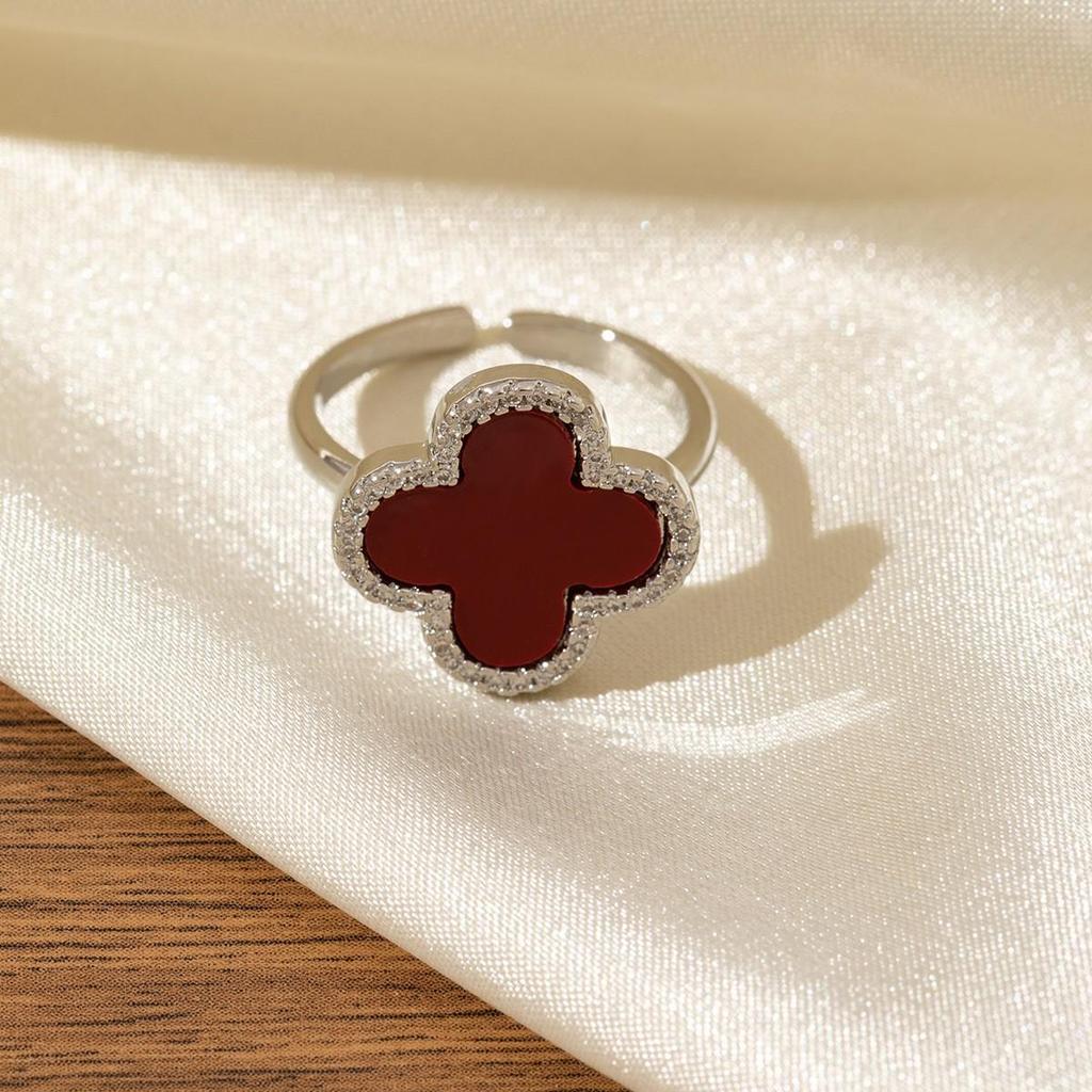 Hollow Rhombus Two-Tone Diamond-Studded Four-Leaf Clover Zirconia Ring for Women