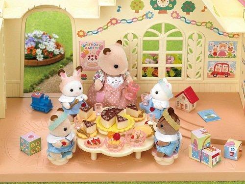 Sylvanian Families School & Kindergarten Smiling Party Set S-54