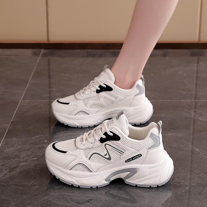 Stepping On Shit Thick-soled Sneakers for Women's 2025 New Spring and Autumn Season Shows Small Popular Feet, Soft-soled Dad Shoes Are Versatile 2117