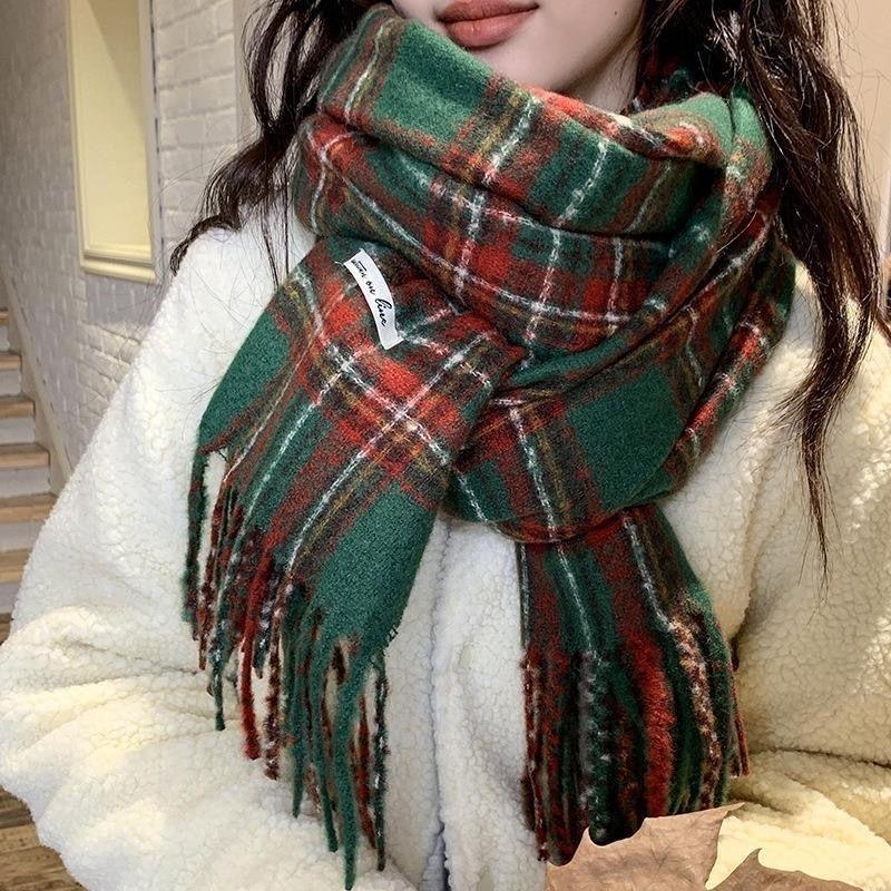British retro scarf, Christmas red apple atmosphere, girls' high-value plaid soft waxy scarf, warm in winter