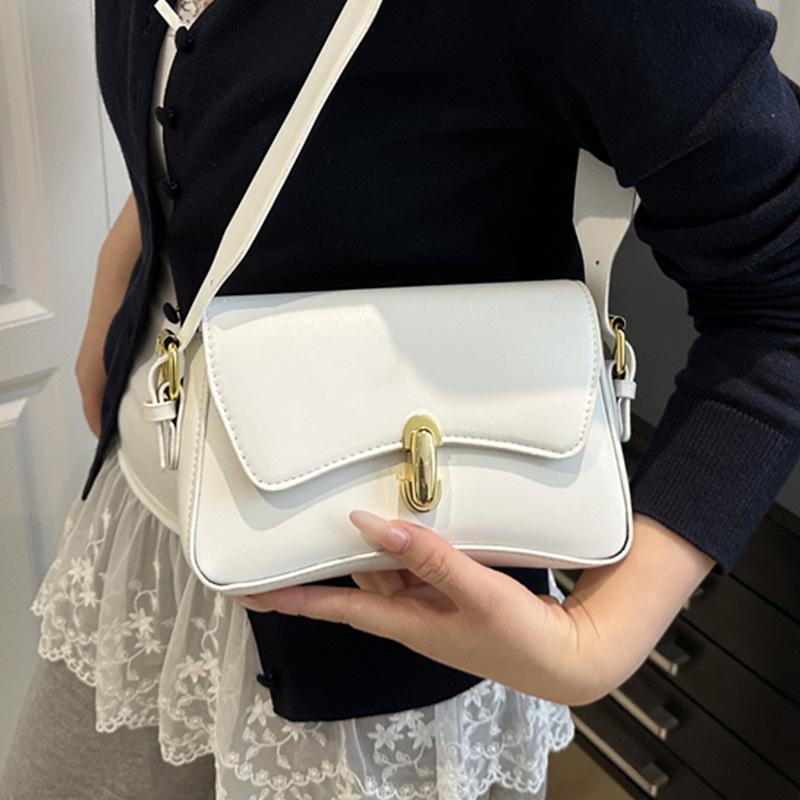 Niche Design Texture Underarm Bag Women's 2025 New Summer Shoulder Bag Simple Fashion Handbag
