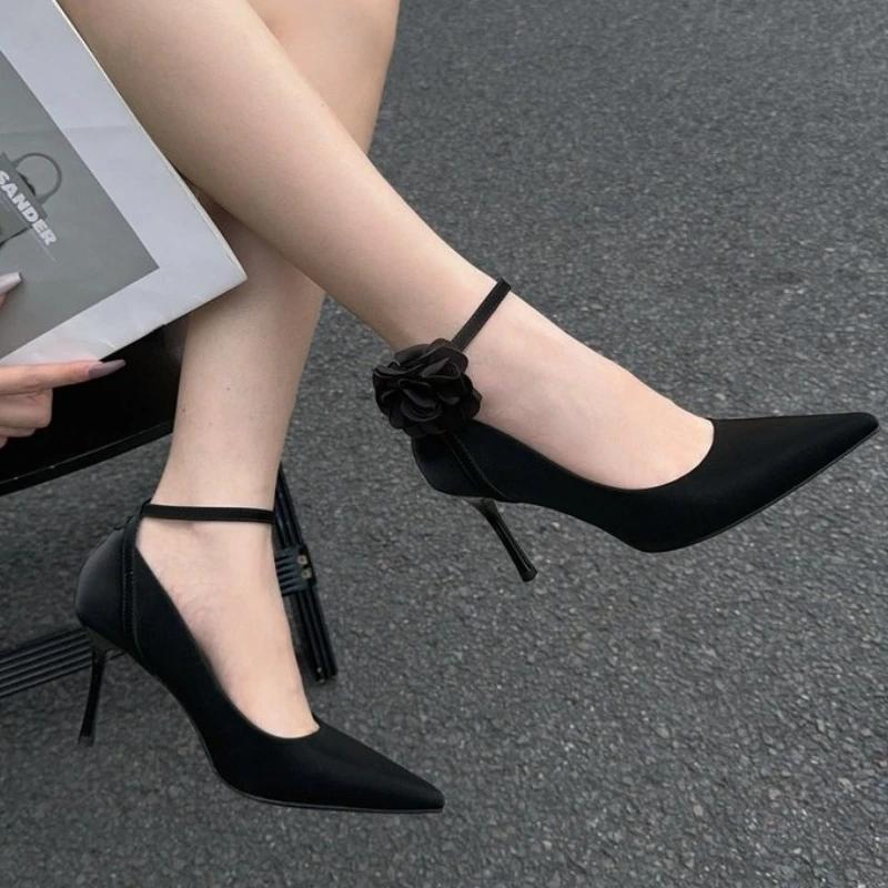 

Fashion 2024 Spring and Autumn Fashion Solid Color Pointed Toe Shallow Mouth One-Word Buckle Belt Flower Decorated Women s High Heels 40