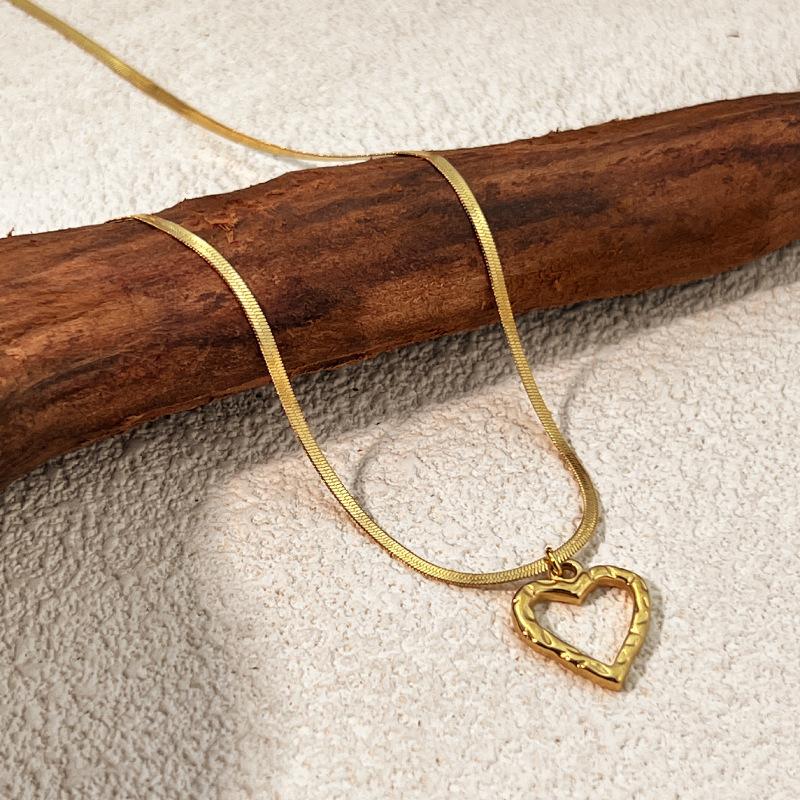 Fashion Stainless Steel Heart-shaped Necklace Collarbone Chain for Women Gifts Accessories