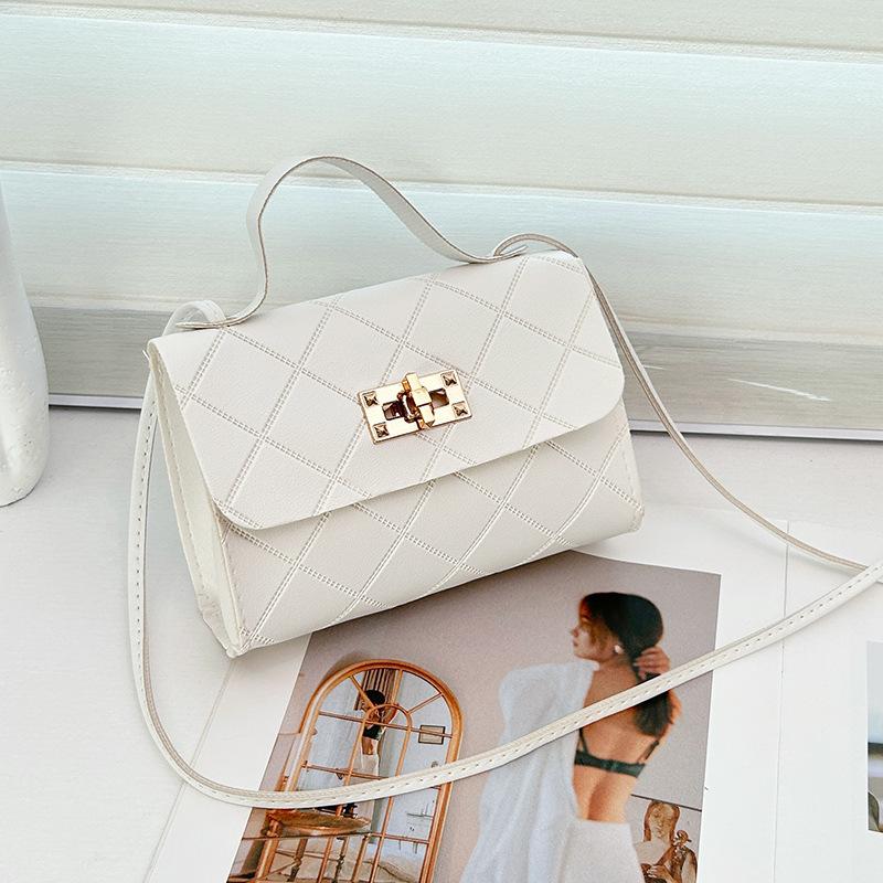 Geantă de umăr crossbody pătrată mică matlasată în relief