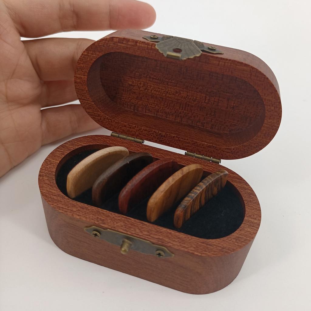 Guitar Picks Box Wooden Case Portable Holder Storage Container Solid Wood Accessories 1 Box with 5 Picks